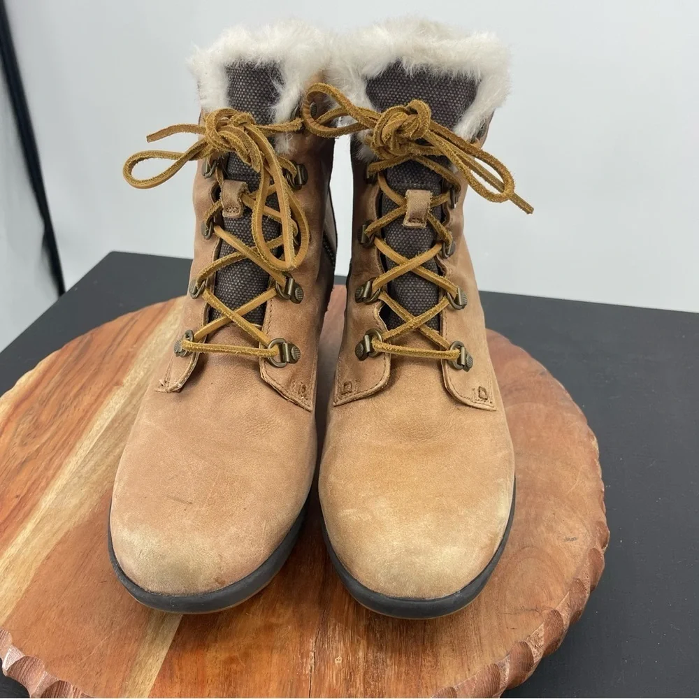 Sperry Luca Peak Tan brown suede leather fur lined wedge hiking‎ boot Sz 10